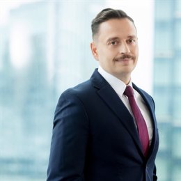 乌兹别克斯坦副总理：携手中国共建互联互通新格局